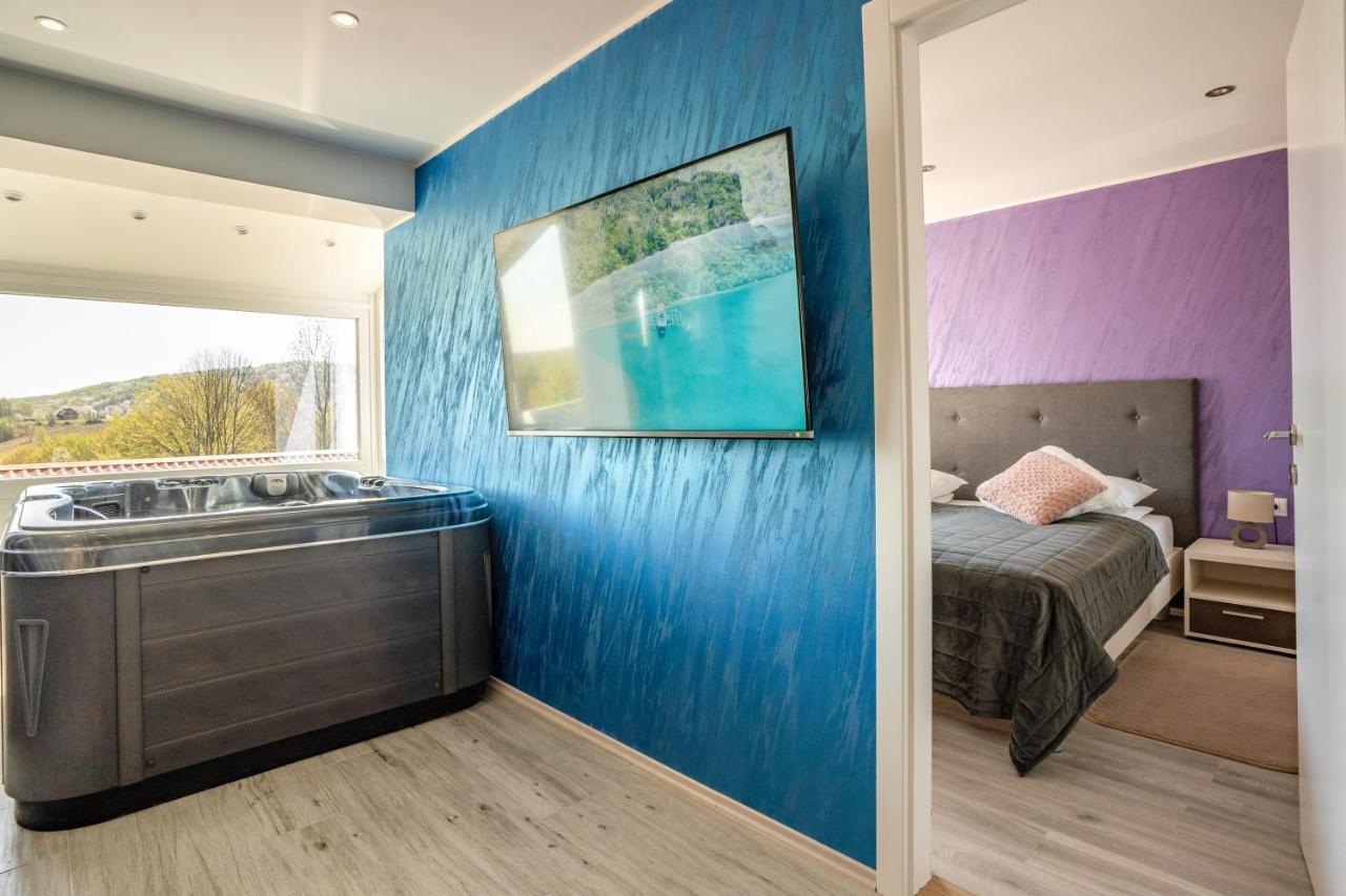 Deluxe Apartments Franjkovic Selište Drežničko Kültér fotó
